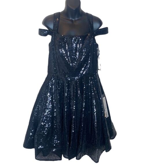 Ieena for Mac duggal all over sequin black cocktail dress 10 new Whimsigoth - Picture 4 of 12